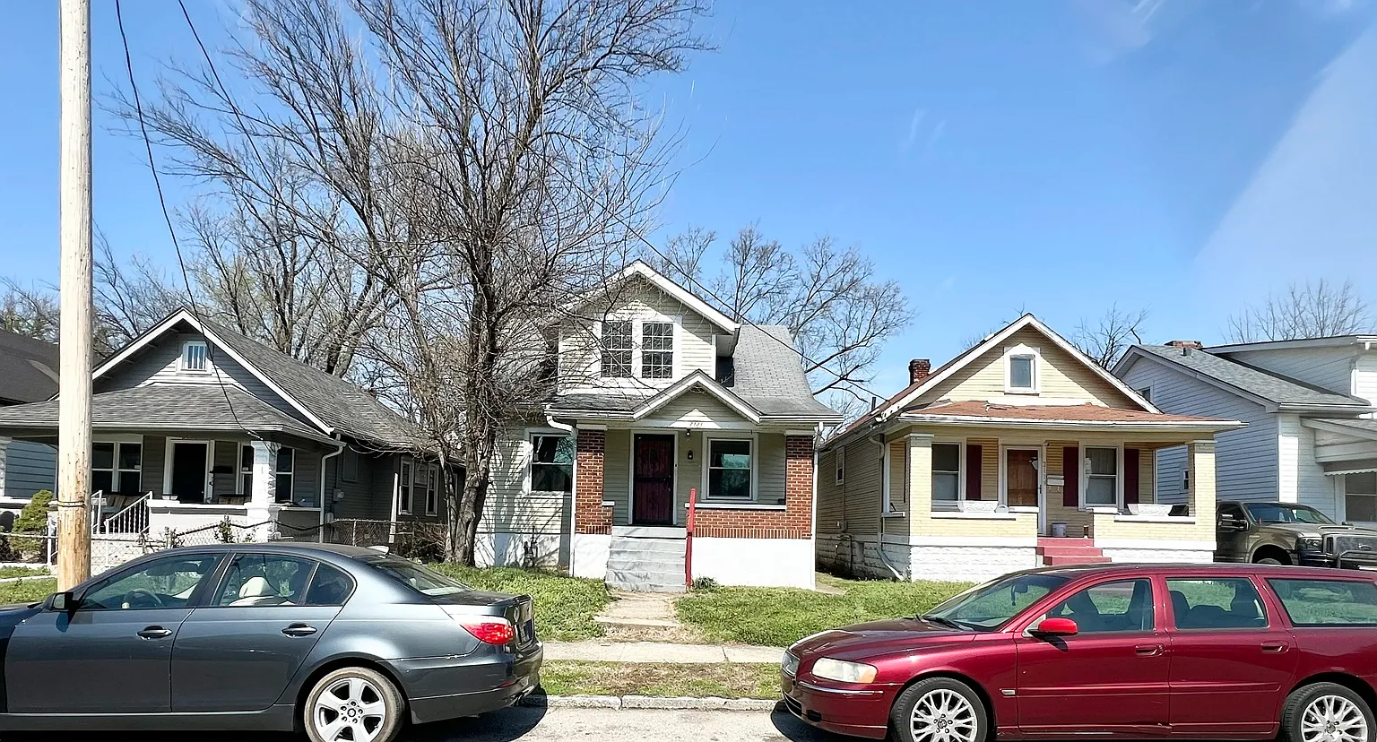 2121 West Lee Street - 1 — Photo 3