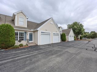 36 Pleasant St, Windham, NH 03087