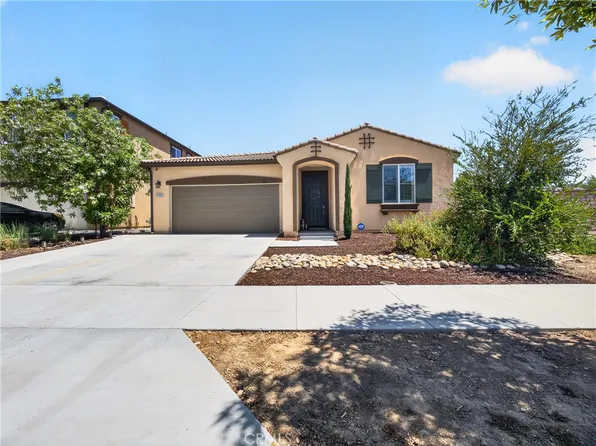 24255 Insignia Dr, Menifee, CA 92584