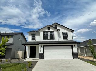 10200 Longtail Dr, Nampa, ID 83687