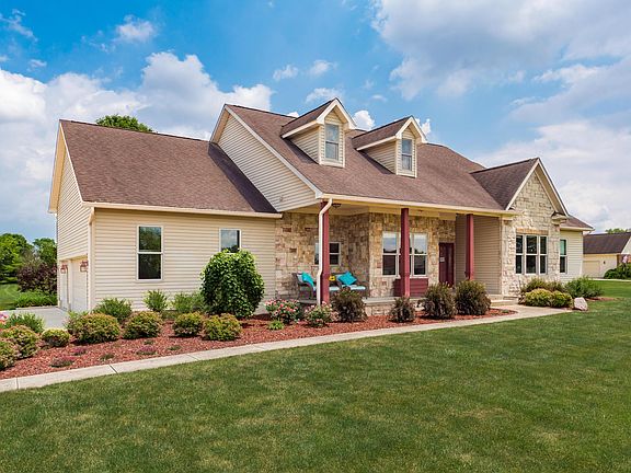 4th image of 4550 Meadowgrove Dr NW