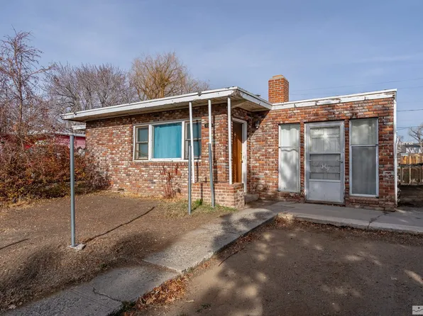 725 Winston Dr, Reno, NV 89512