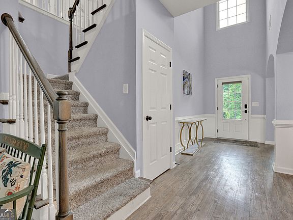 4th image of 2818 Stockbridge Way