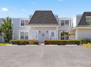 Venetian Park Iii, Hallandale, FL 33009