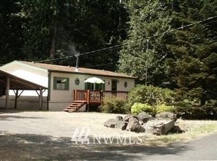 751 Mountain Trl, Brinnon, WA 98320