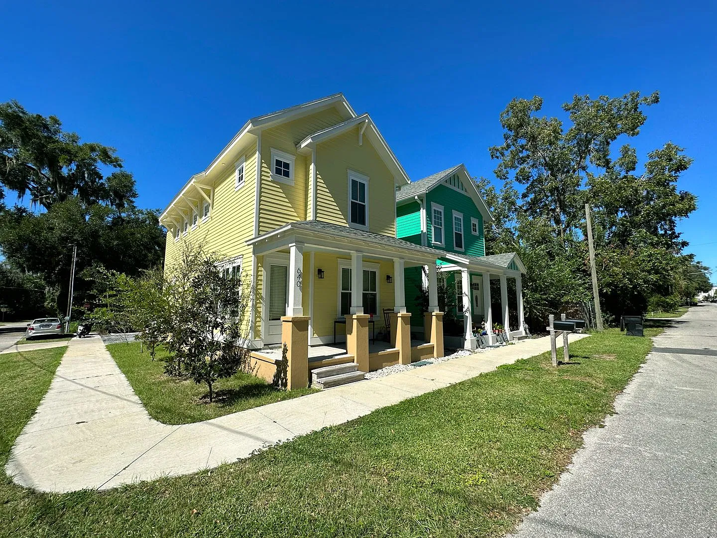 Porter's - Huge, Modern 4 Bedroom, 4 Bathroom House — Photo 2
