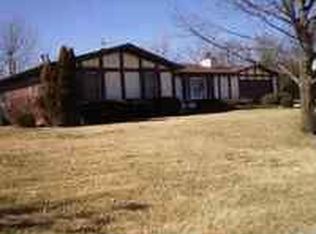717 N Buhler Rd, Hutchinson, KS 67501