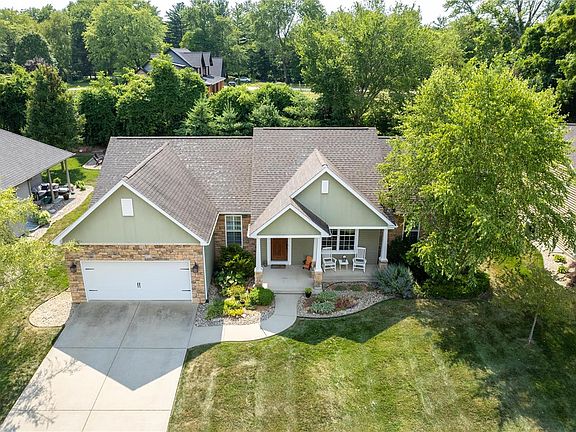 2nd image of 309 Shea Ct