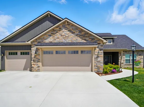 2970 Casaluna Ct, Fort Wayne, IN 46818