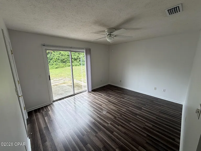 2607 Lagoon Knl — Photo 8
