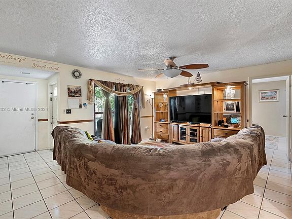 5th image of 2511 NW 87th Ln