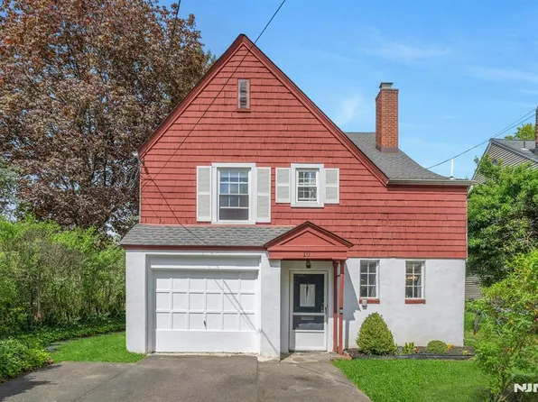 10 Bolton Pl, Fair Lawn, NJ 07410