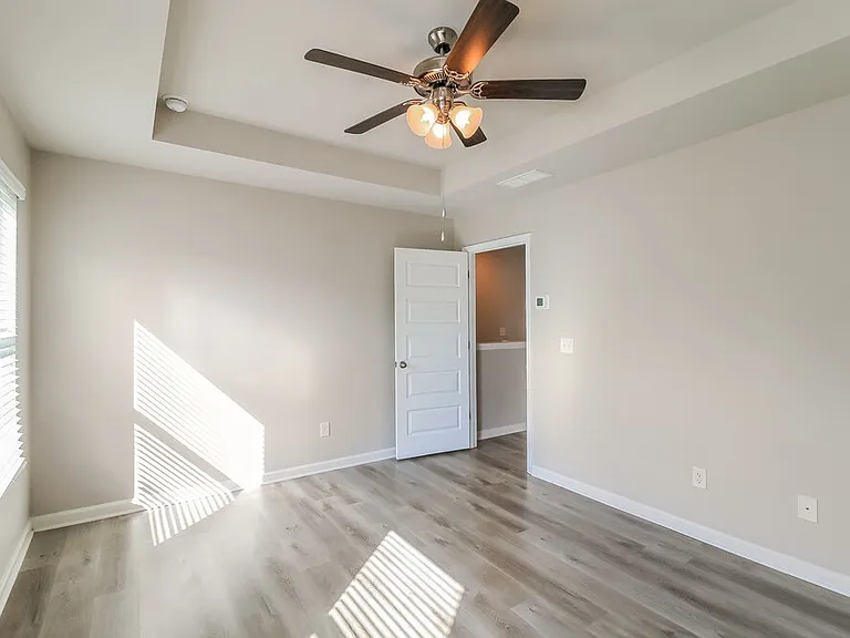 44 Silver Birch Pass — Photo 11