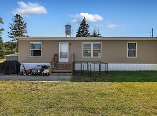 204 3rd Ave SE, Freeport, MN 56331