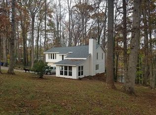 5700 Meadow Ln, Pfafftown, NC 27040