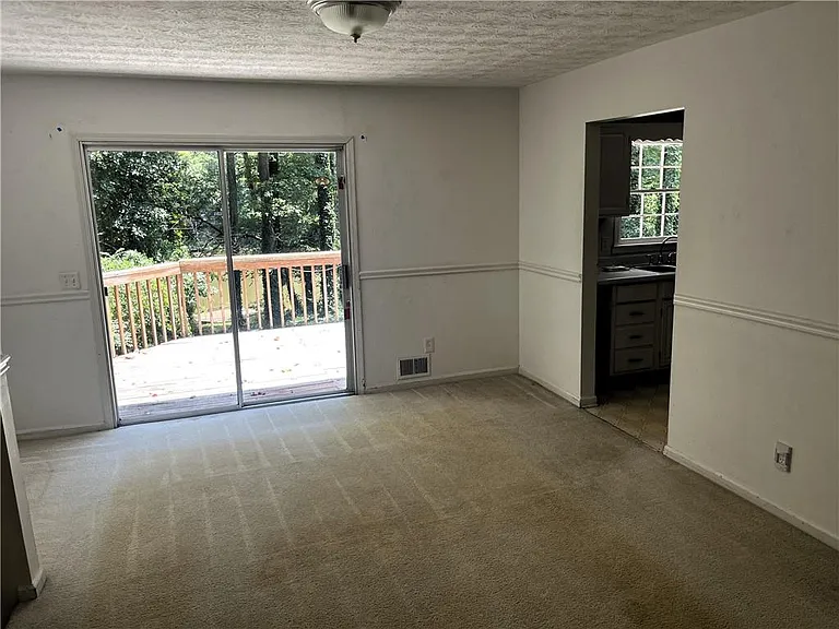2745 Cardinal Lake Cir — Photo 17