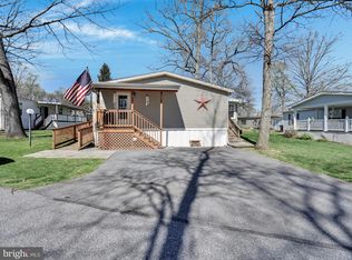 21 Rainbow Cir, Elizabethtown, PA 17022