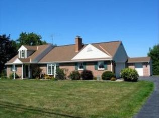 215 Owl Hill Rd, Lititz, PA 17543