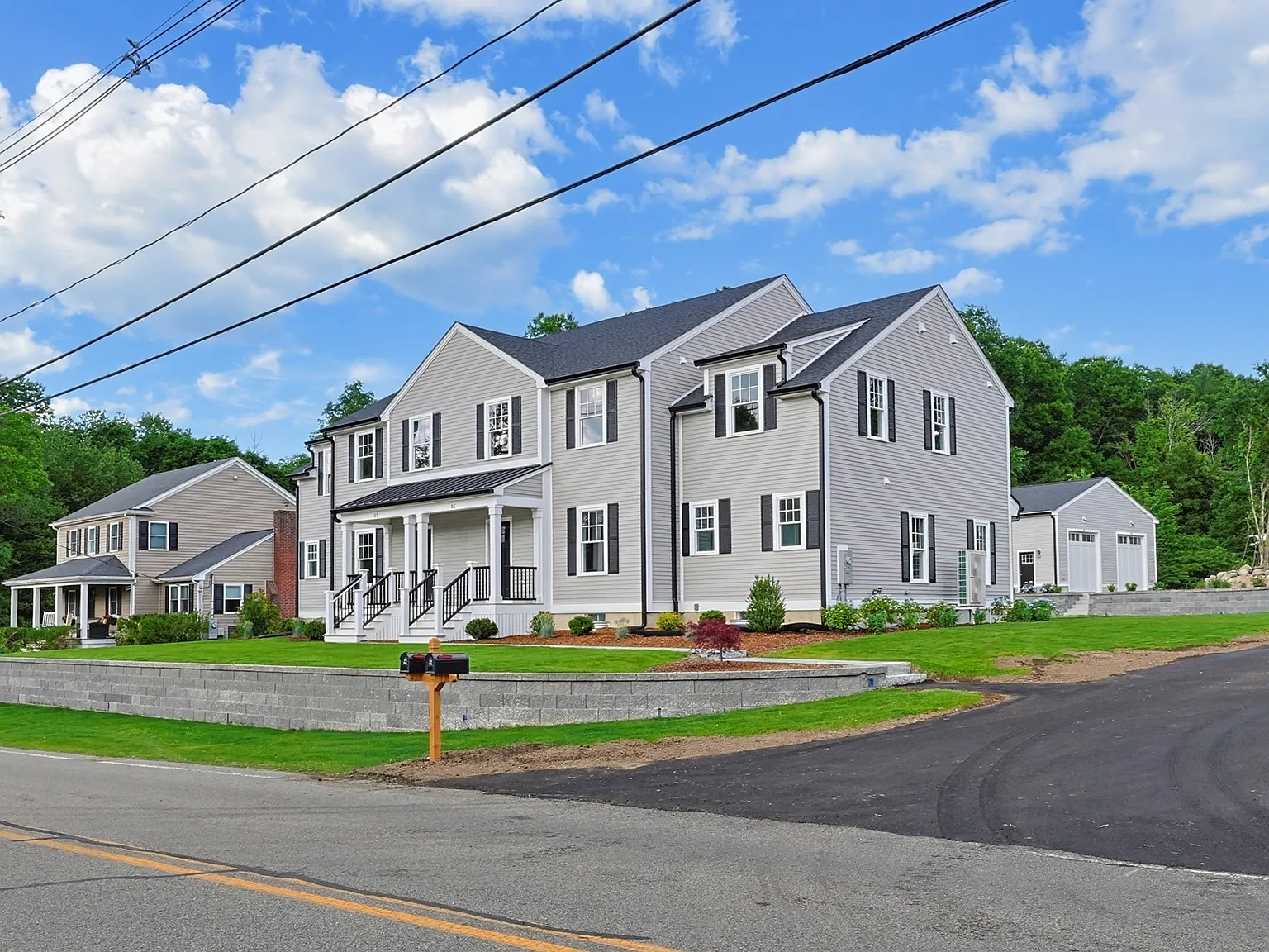 3 bed, 3.5 bath, 2800 sqft, $6,500 — Photo 3