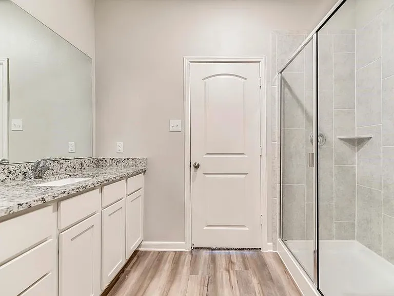 1016 Calhoun Dr — Photo 9