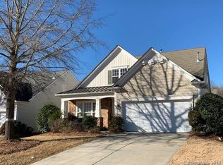 6727 Fieldstone Manor Dr, Matthews, NC 28105