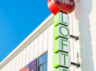 700 S 3rd St #214, Renton, WA 98057