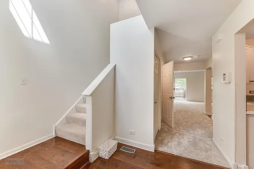 3220 Cool Springs Ct Photo 1