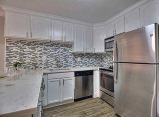 3301 Homestead Rd #2B-2BA-941SQFT, Santa Clara, CA 95051