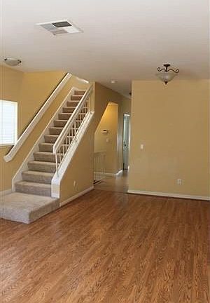 2nd image of 987 Belmont Trl #6