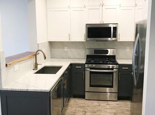 12024 Taliesin Pl APT 11, Reston, VA 20190
