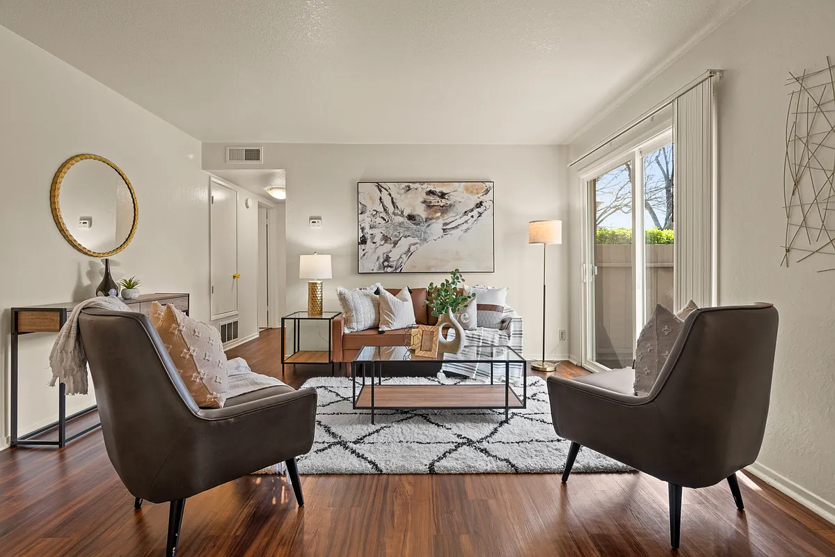 Building Photo - Plum Orchard Apartments