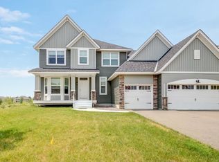 9736 Dunes Ln S, Cottage Grove, MN 55016