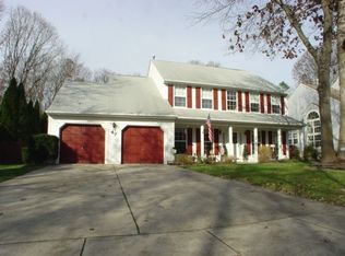 47 Aberdeen Dr, Sicklerville, NJ 08081