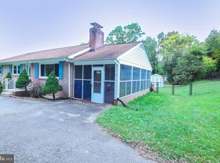 6724 Newington Rd, Lorton, VA 22079