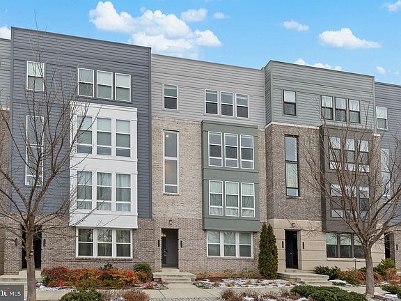 2nd image of 13396 Arrowbrook Centre Dr Unit 48