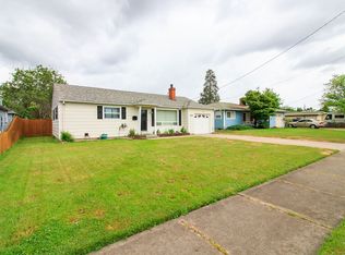 1317 Winchester Ave, Medford, OR 97501