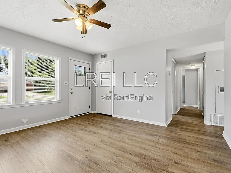 5202 Rural Way — Photo 2