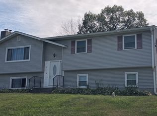 8 Nimbus Dr, Vernon, NJ 07462