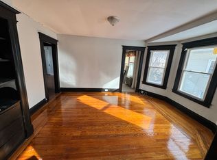 33 Lester St #2, Springfield, MA 01108