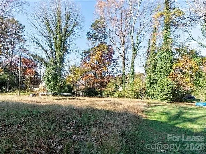 2216 Bradley St — Photo 13