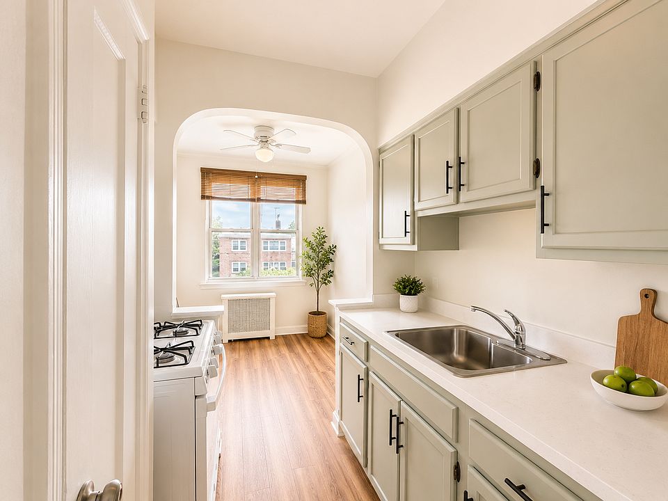 1st image of 21-56 Steinway St #3