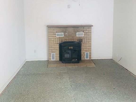 5th image of 3315 Trinidad St