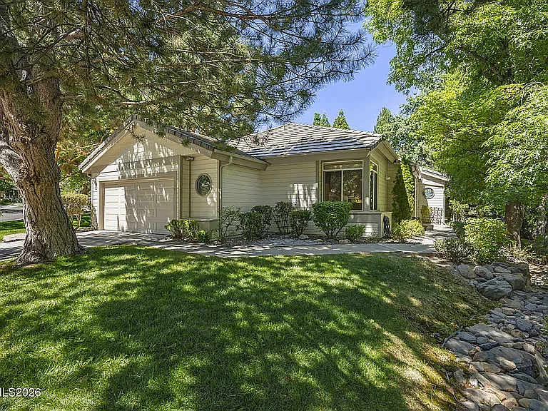 3905 Innsbruck Ct — Photo 2