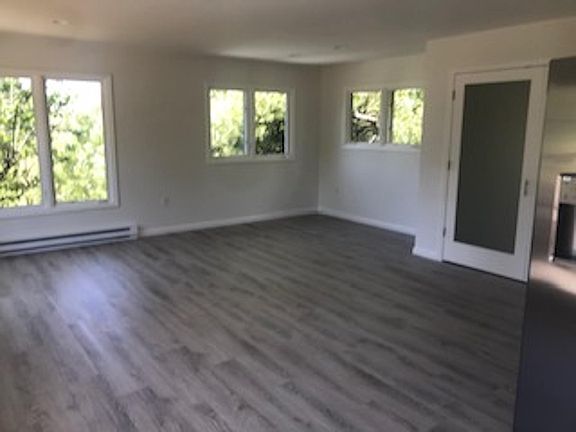 2nd image of 950 W Santa Inez Ave
