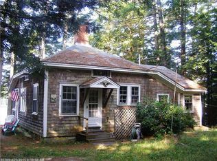32 Oak Ln, Bremen, ME 04551