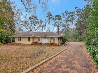3302 N Pecan St #B, Nacogdoches, TX 75965