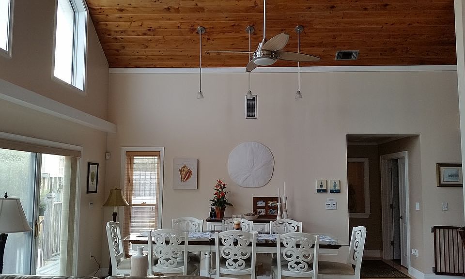 2nd image of 812 Maldonado Dr