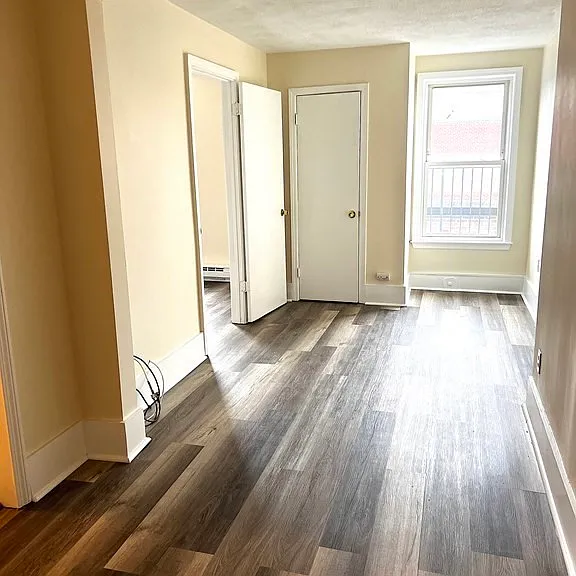 452 Main St #3 — Photo 4