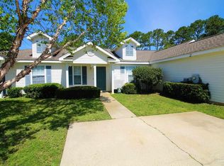 9700 Cobblebrook Dr, Pensacola, FL 32506