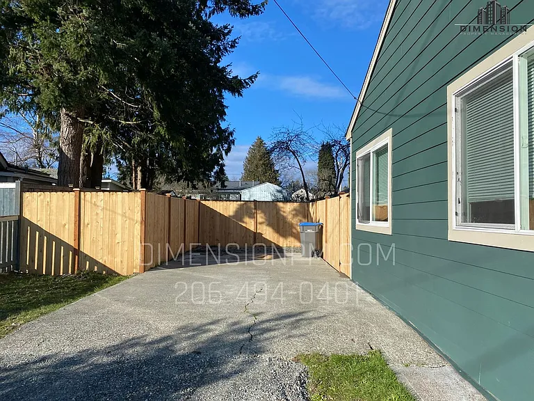 3724 W E St — Photo 9